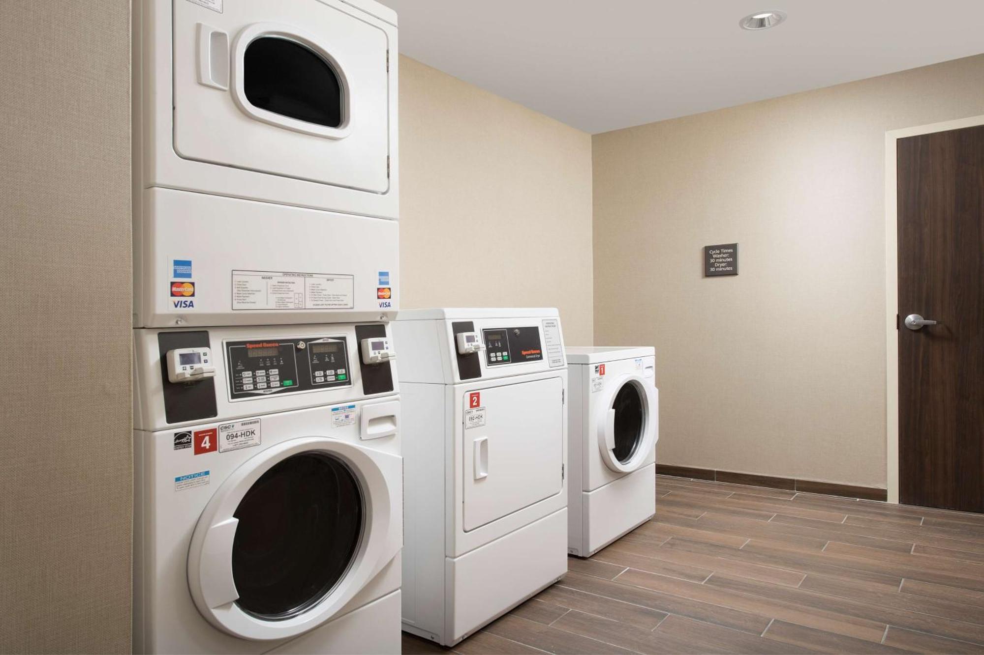 Hampton Inn & Suites San Antonio Lackland Afb Seaworld Eksteriør billede
