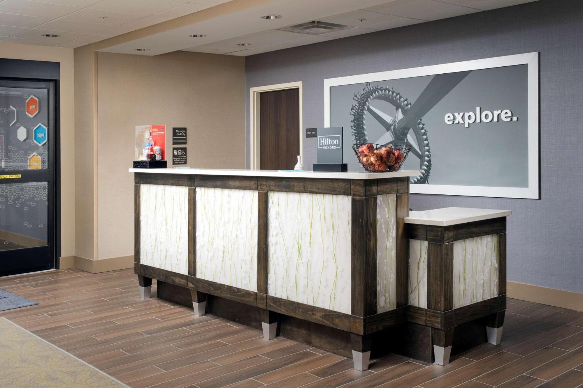Hampton Inn & Suites San Antonio Lackland Afb Seaworld Eksteriør billede